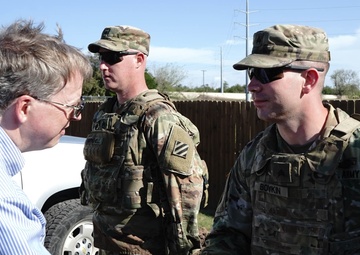 Dignitaries visit Southwest Border to meet the troops