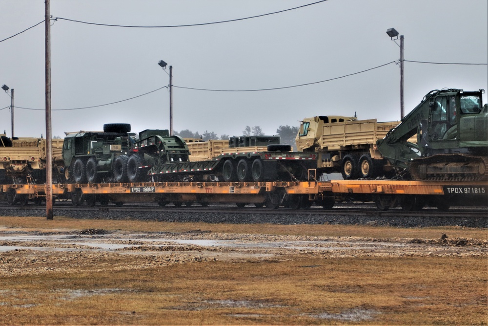 Fort McCoy supports rail movement for deploying Reserve unit