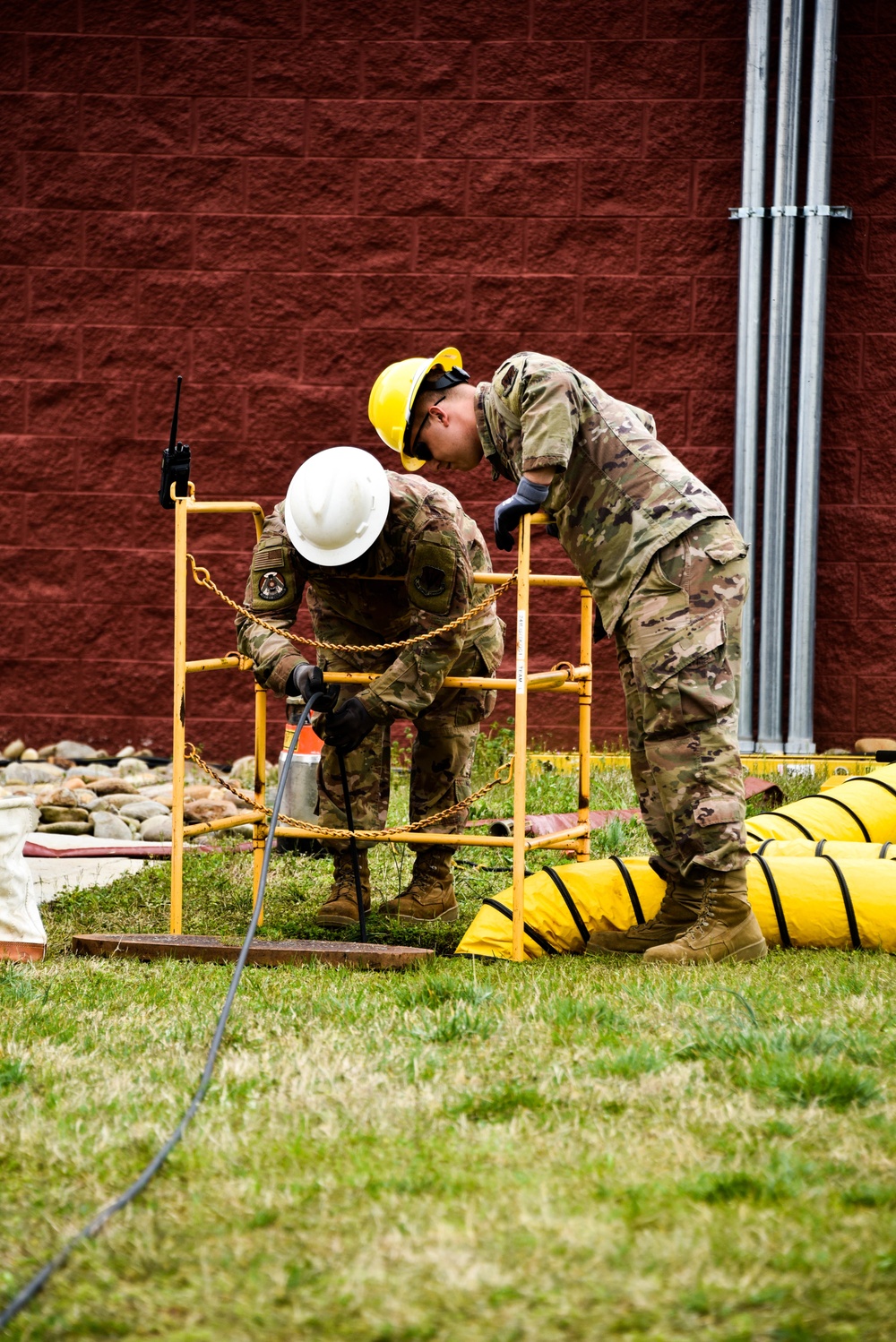 241st Engineering Installation Squadron installs fiber optic cable at McGhee Tyson Air National Guard Base