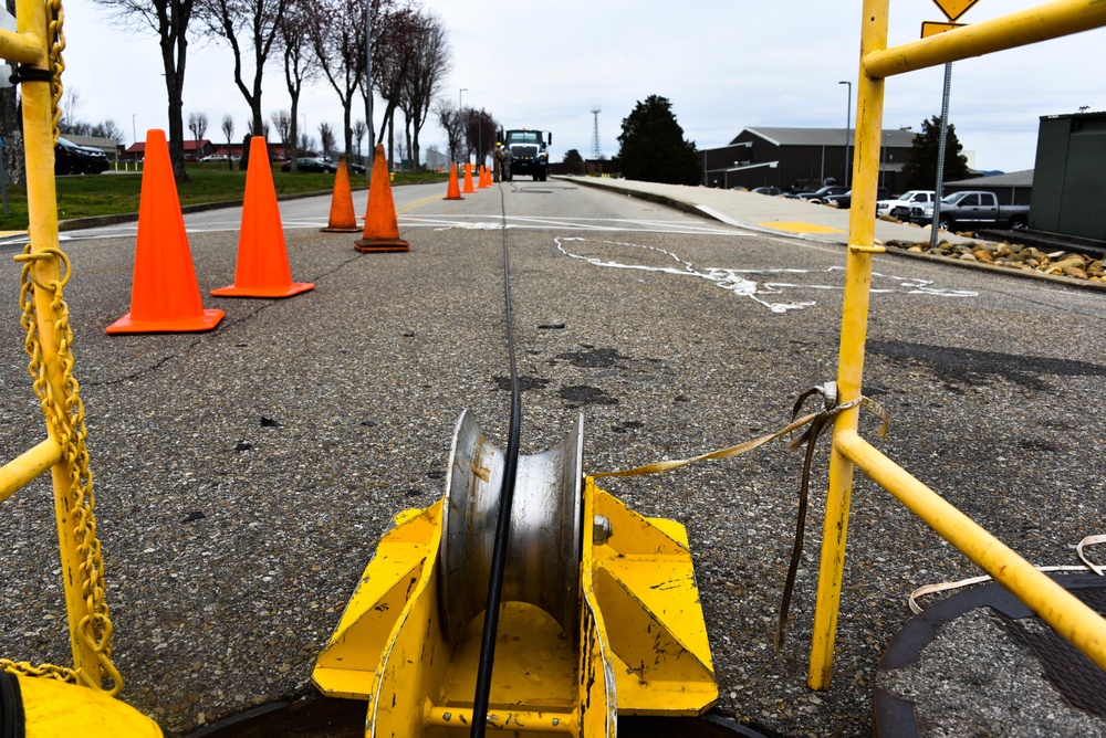 241st Engineering Installation Squadron installs fiber optic cable at McGhee Tyson Air National Guard Base