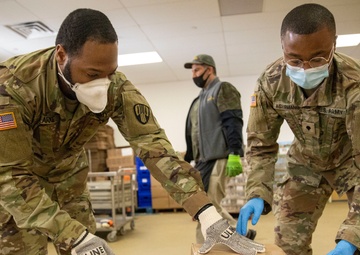 NYARNG and Feeding Westchester distributes food to communities during the COVID-19 pandemic