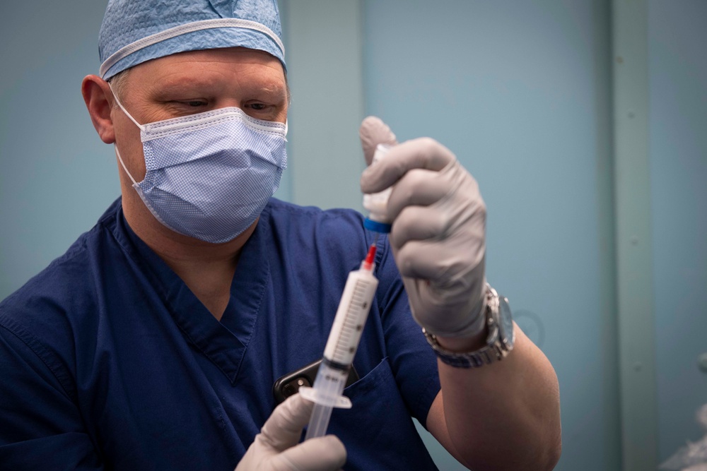 USNS Comfort (T-AH 20) Performs Surgery