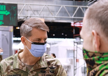 Army, Guard leadership visit COVID-19 response sites in Chicago