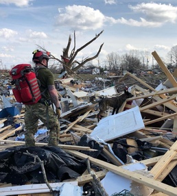 Ky. Air Guardsman, search-and-rescue K9 clear tornado rubble in Tenn.