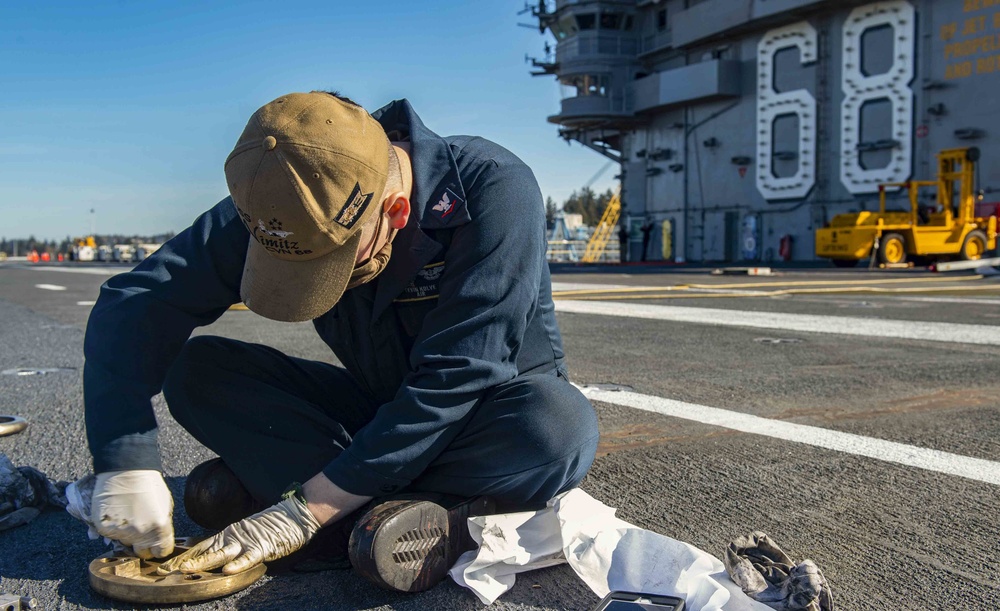 Nimitz Sailor Performs Maintenance