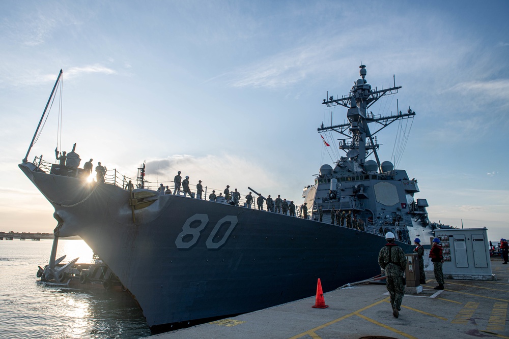USS Roosevelt arrives in Rota, Spain
