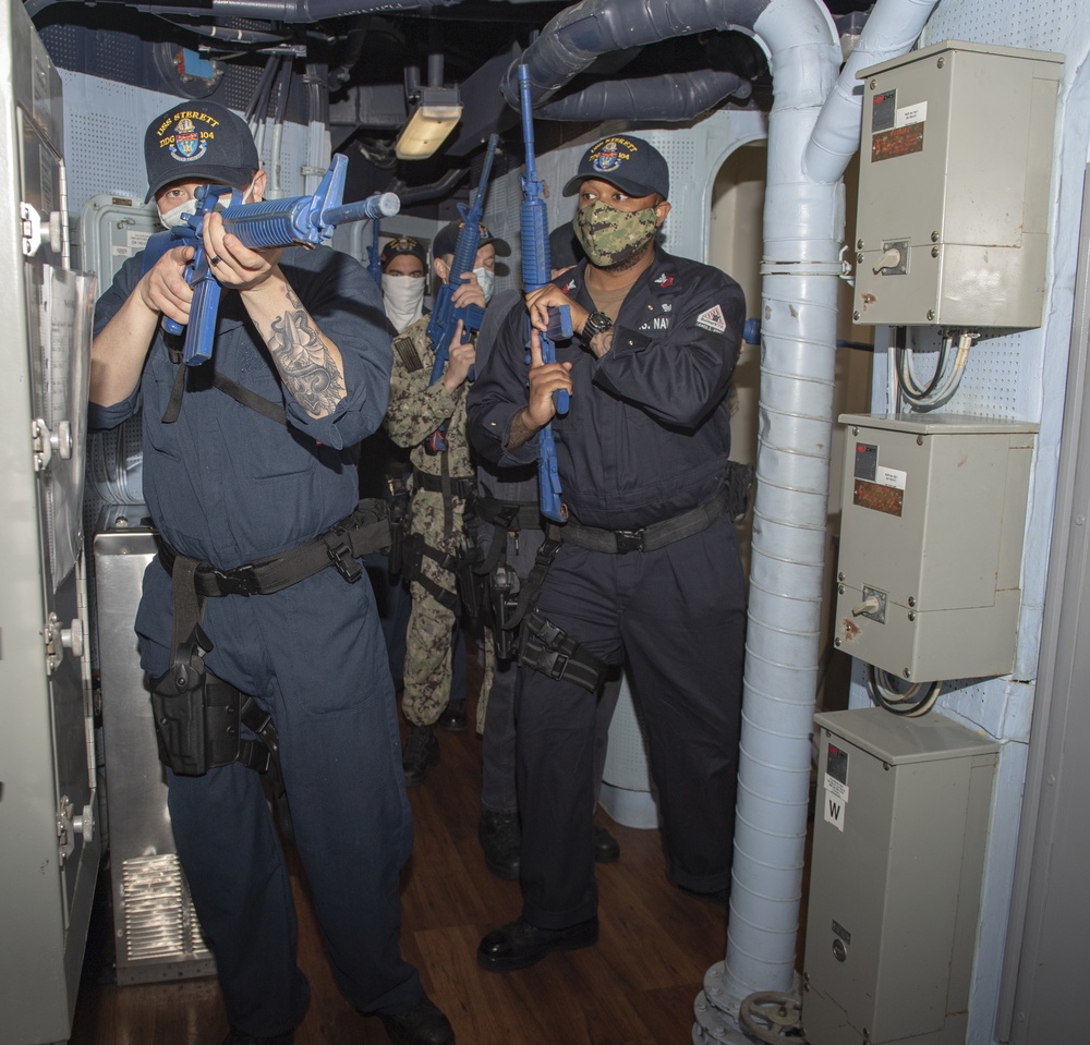 Sterett Sailors Participate in a Visitor Board Search and Seizure Exercise