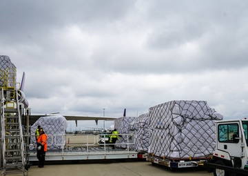FEMA Project Airbridge Flight Arrives in Chicago to Support COVID-19