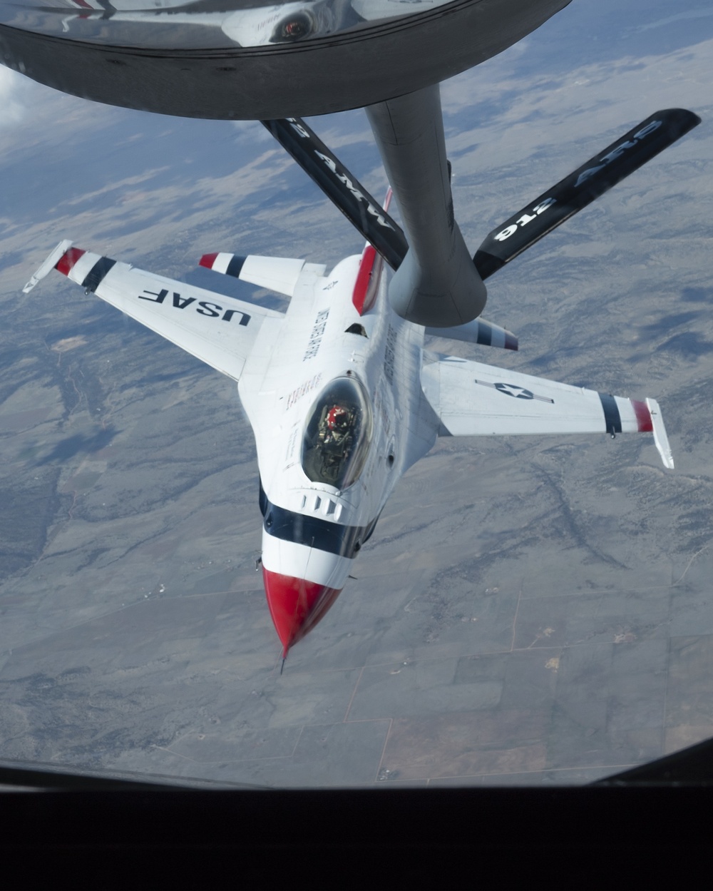 912th ARS Refuels Thunderbirds for USAF Academy Graduation Flyover