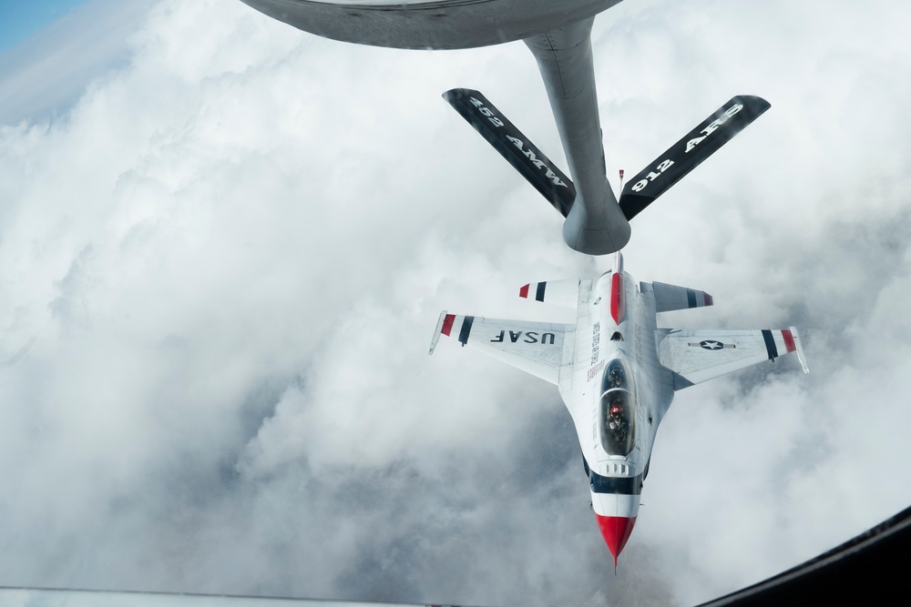 912th ARS Refuels Thunderbirds for USAF Academy Graduation Flyover