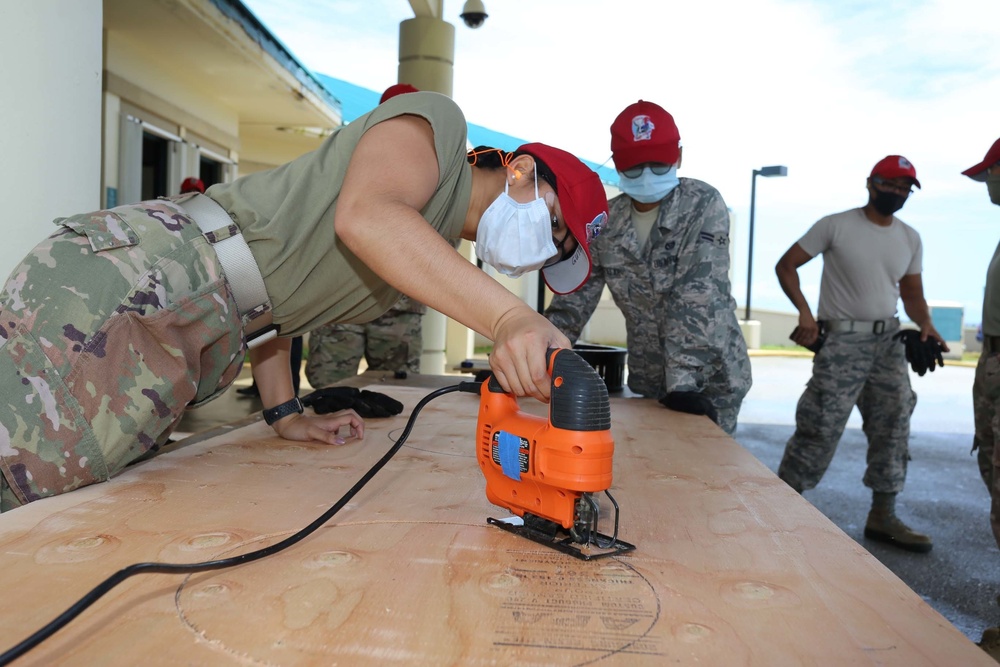 GUNG Engineers Install Environmental Control Units
