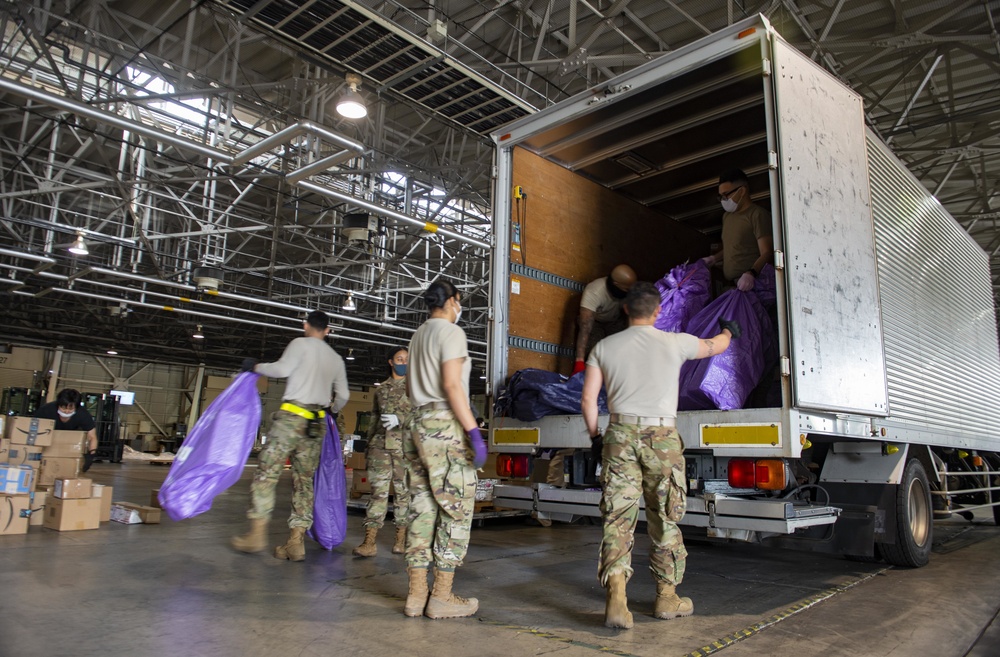 Rain or shine: Yokota, AIRPS deliver mail