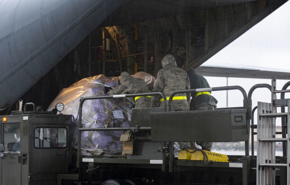 Rain or shine: Yokota, AIRPS deliver mail