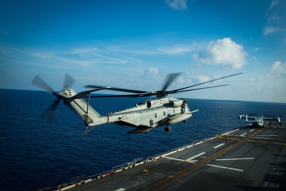 31st MEU, USS America conduct flight operations