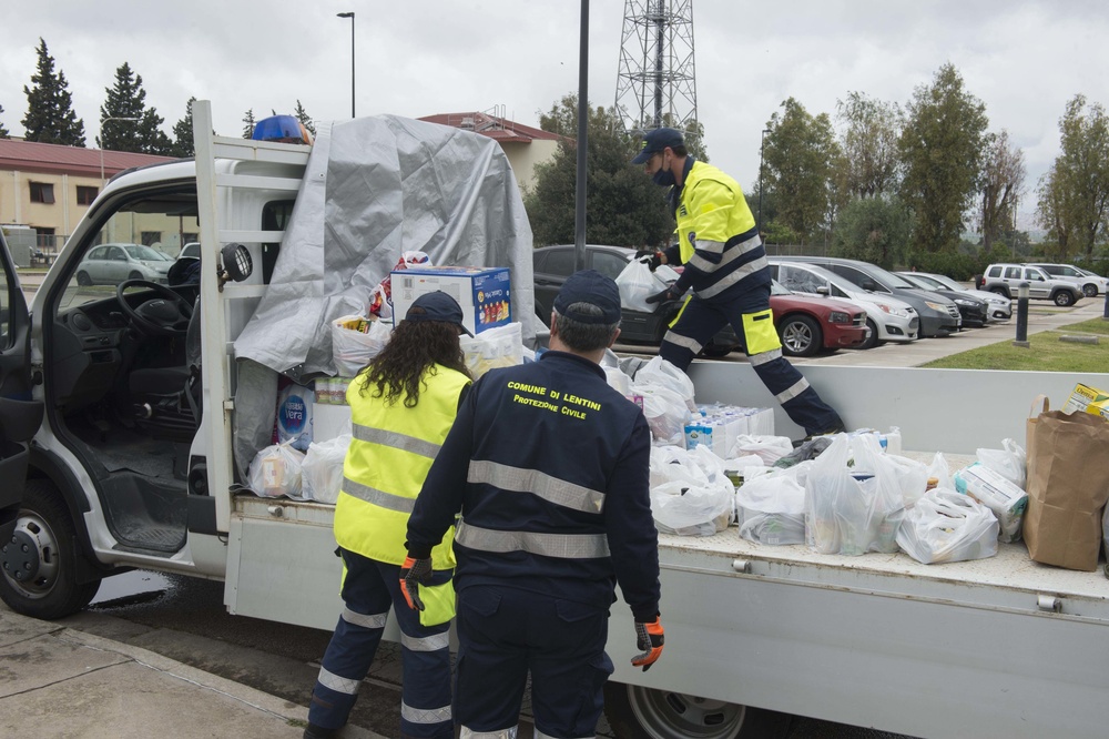 NAS Sigonella Community Aids Families During Coronavirus Lockdown With Food Drive