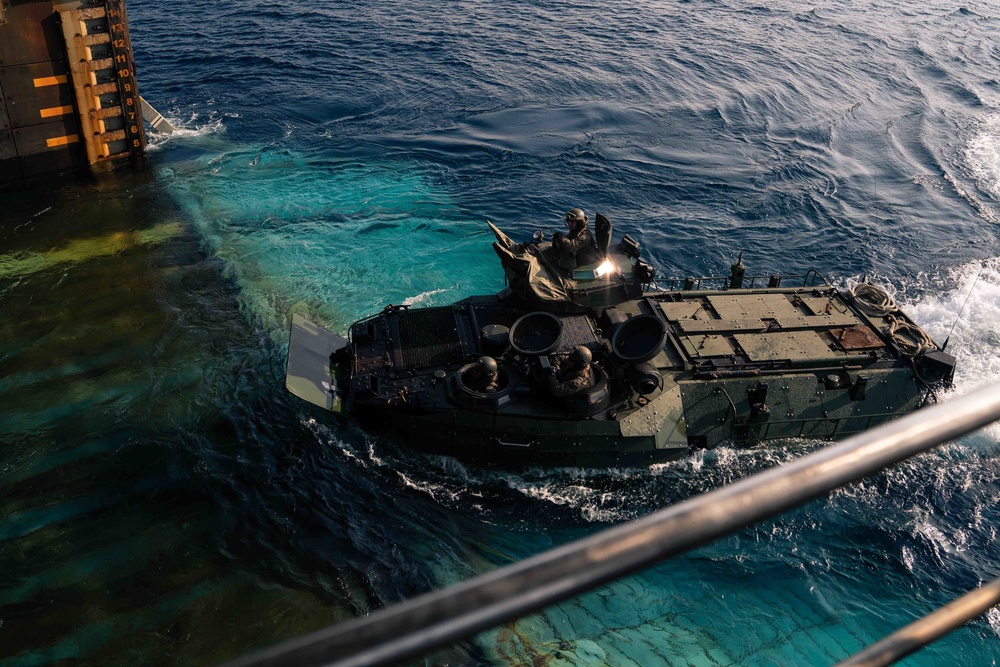 Ready for anything: 31st MEU embarks Marines and equipment