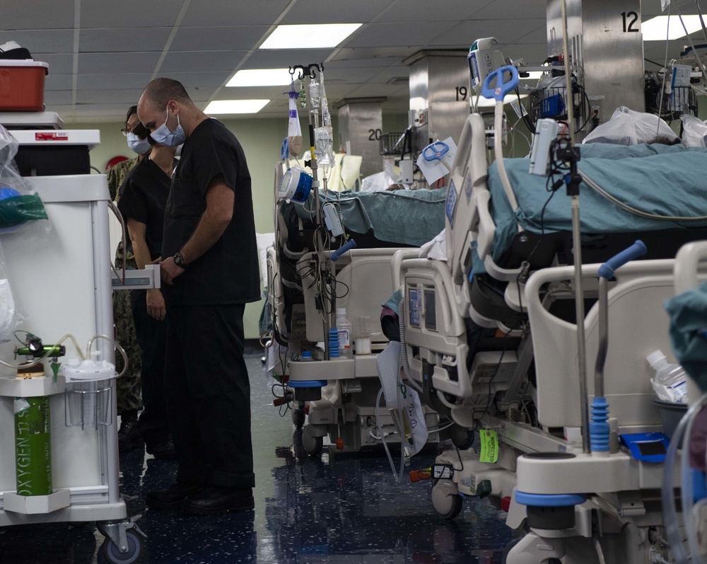 USNS Comfort Provides Care for Critical Patients in Intensive Care Unit