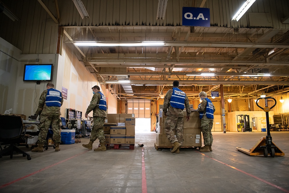 Oklahoma National Guardsmen support Department of Health at Strategic National Stockpile