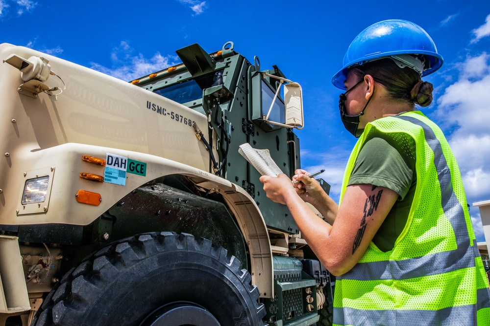 Load em’ Up | Marines with 3rd MLG Backload USNS Dahl