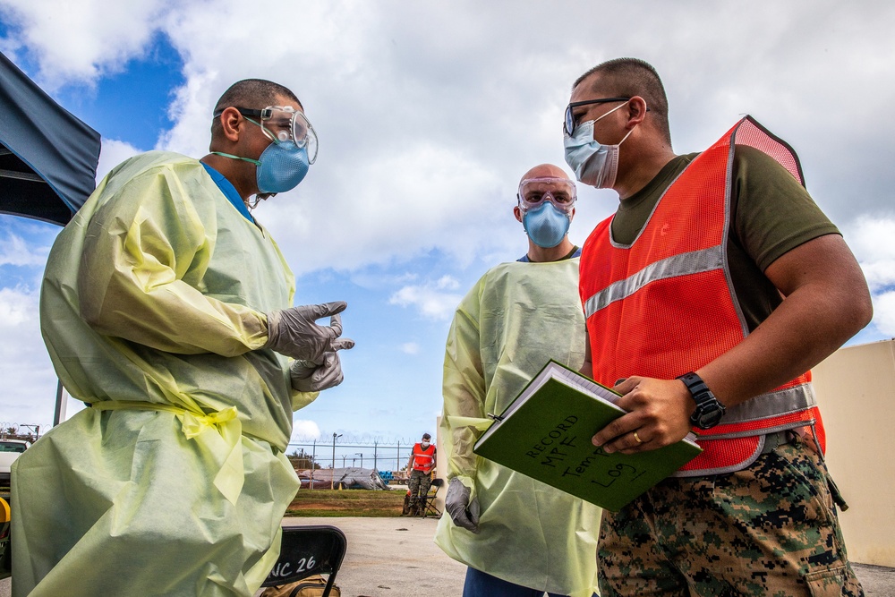 Load em’ Up | Marines with 3rd MLG Backload USNS Dahl