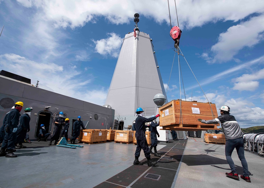 USS New Orleans Ammunition Onload