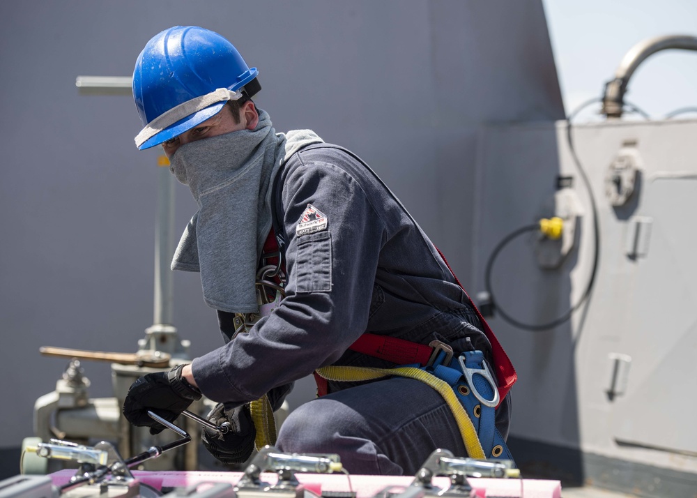 USS New Orleans Ammunition Onload