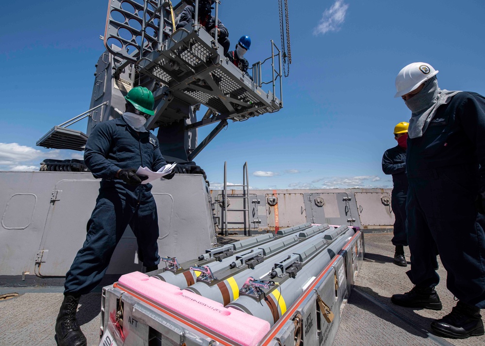 USS New Orleans Ammunition Onload