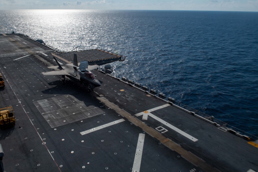 USS America (LHA 6) Conducts Flight Operations April 20, 2020