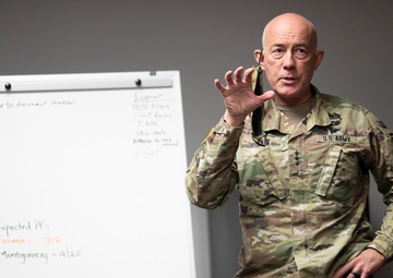 Lt. Gen. Luckey visits Detroit