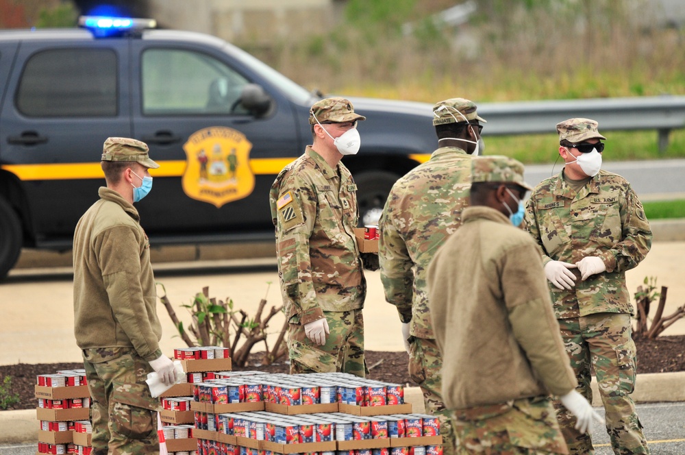 Delaware National Guard assists Food Bank of Delaware