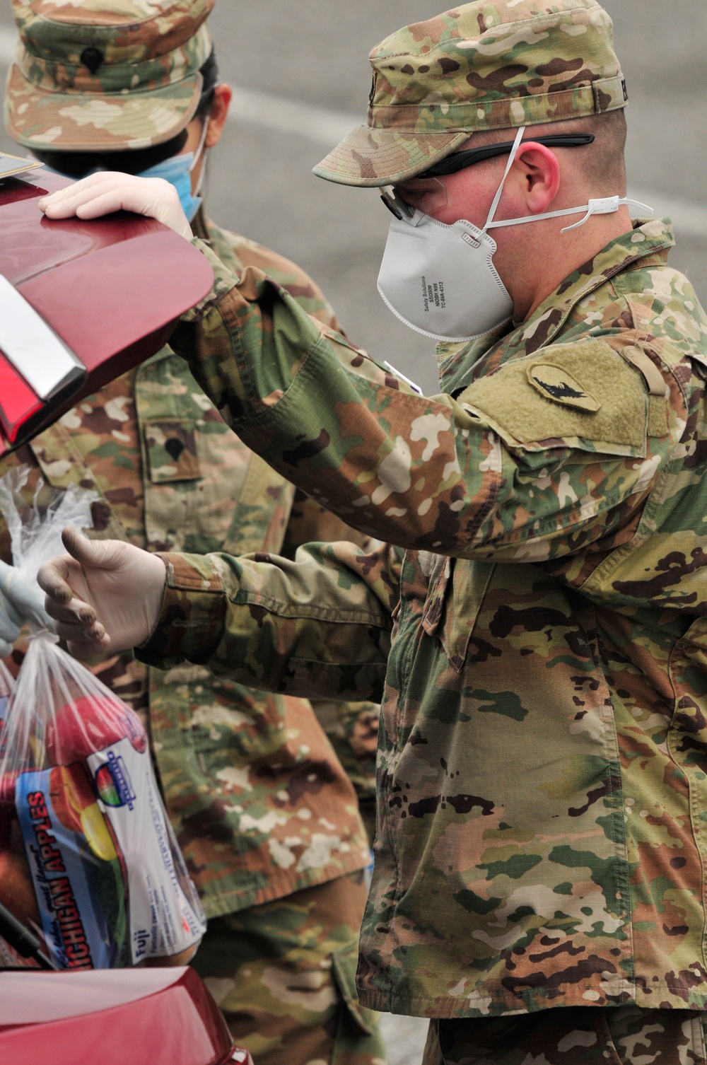 Delaware National Guard assists Food Bank of Delaware