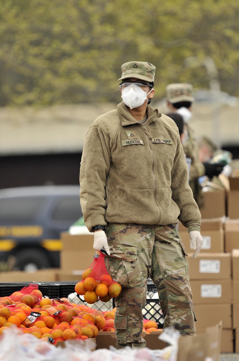 Delaware National Guard assists Food Bank of Delaware