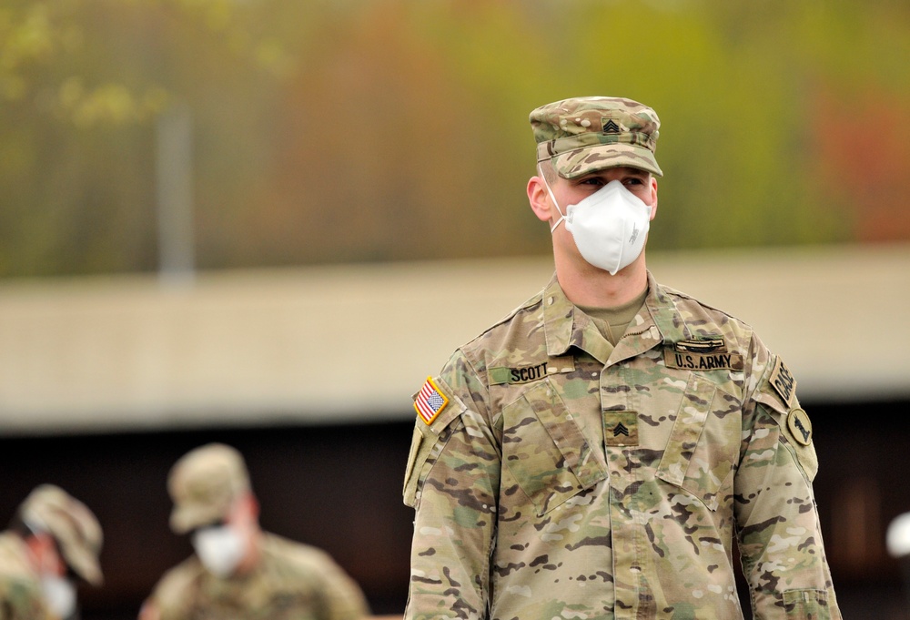 Delaware National Guard assists Food Bank of Delaware