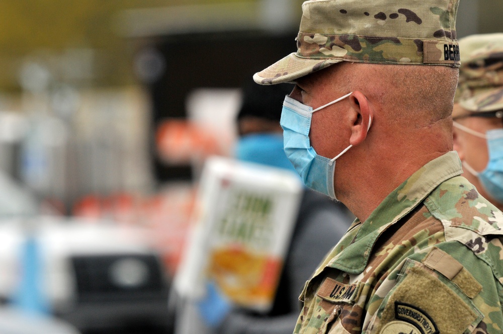 Delaware National Guard assists Food Bank of Delaware