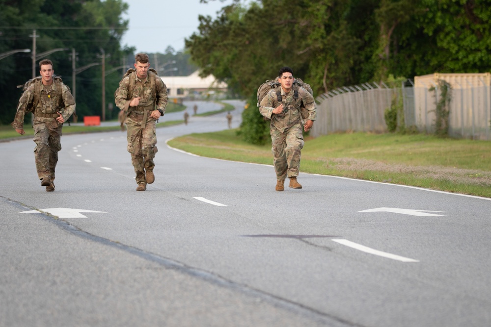 Soldiers train for Ranger School preparation amidst pandemic