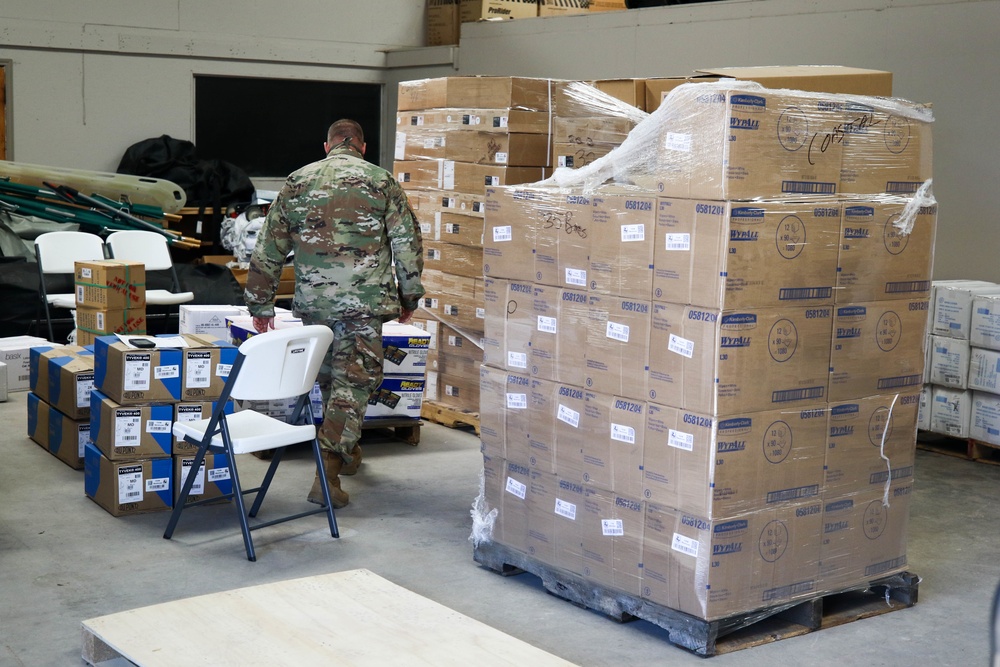 386th Forward Support Company Conducts a Sustainment Mission in Corpus Christi, Texas