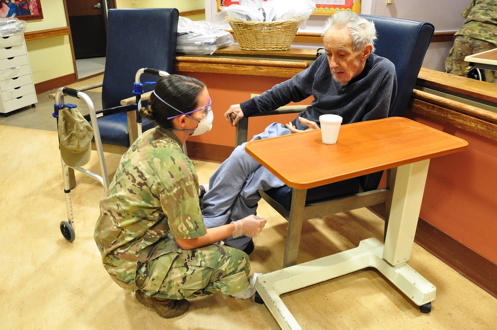 New Jersey National Guard medics and support staff deploy to New Jersey Veterans Memorial Home at Menlo Park