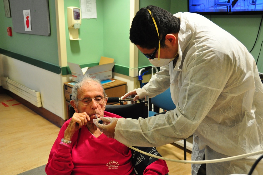 New Jersey National Guard medics and support staff deploy to N.J. Veterans Memorial Veterans Home at Menlo Park