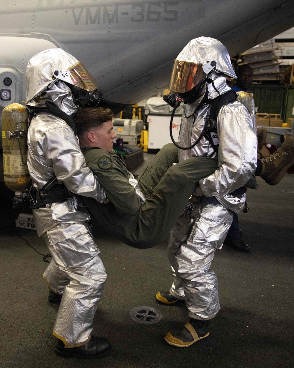 Hangar Bay Fire Fighting, USS BATAAN (LHD 5)