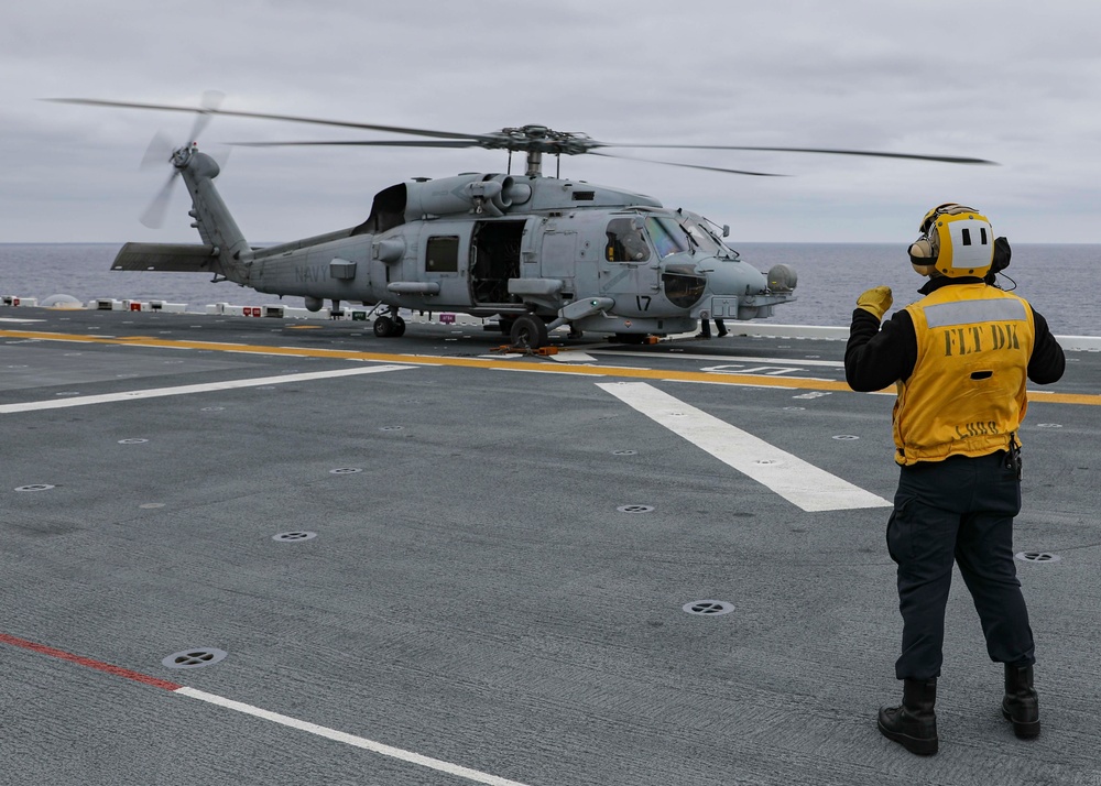 USS Makin Island Vertical Replenishment