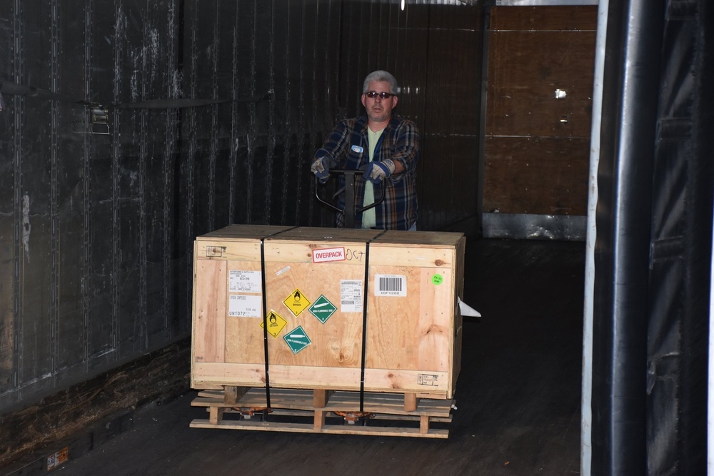 DLA Distribution Tobyhanna provides oxygen tanks for hard-hit COVID-19 cities