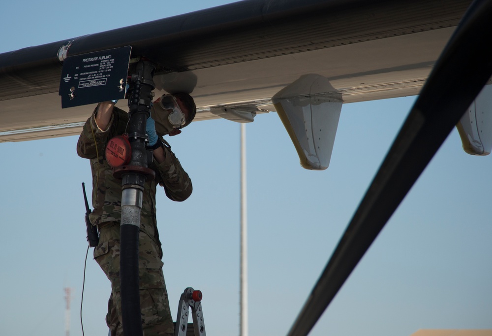 919th SOW maintainers: Socially distant, operationally ready