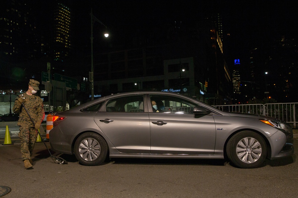 Night Watch: 3/2 Marines Screen personnel in NYC for the USNS Comfort