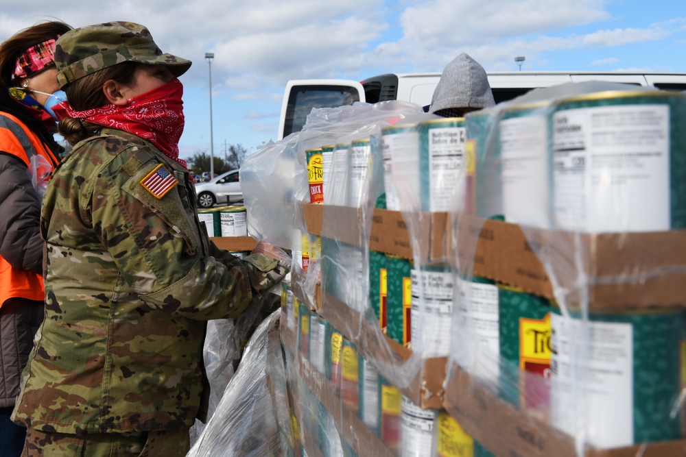 Ohio National Guard distributes food to local communities