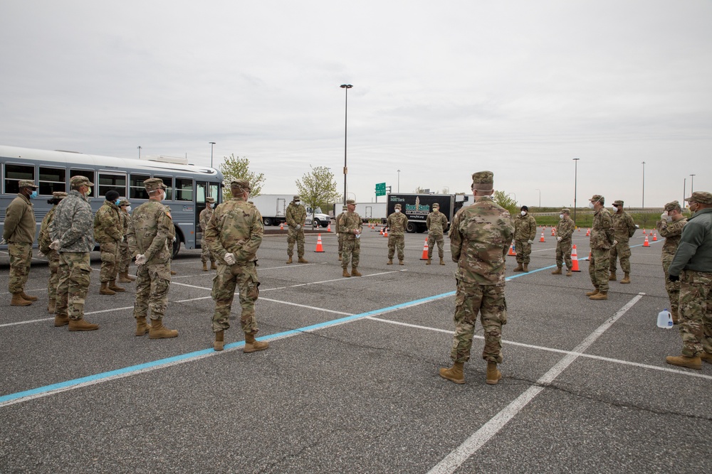 Delaware National Guard assists Food Bank of Delaware