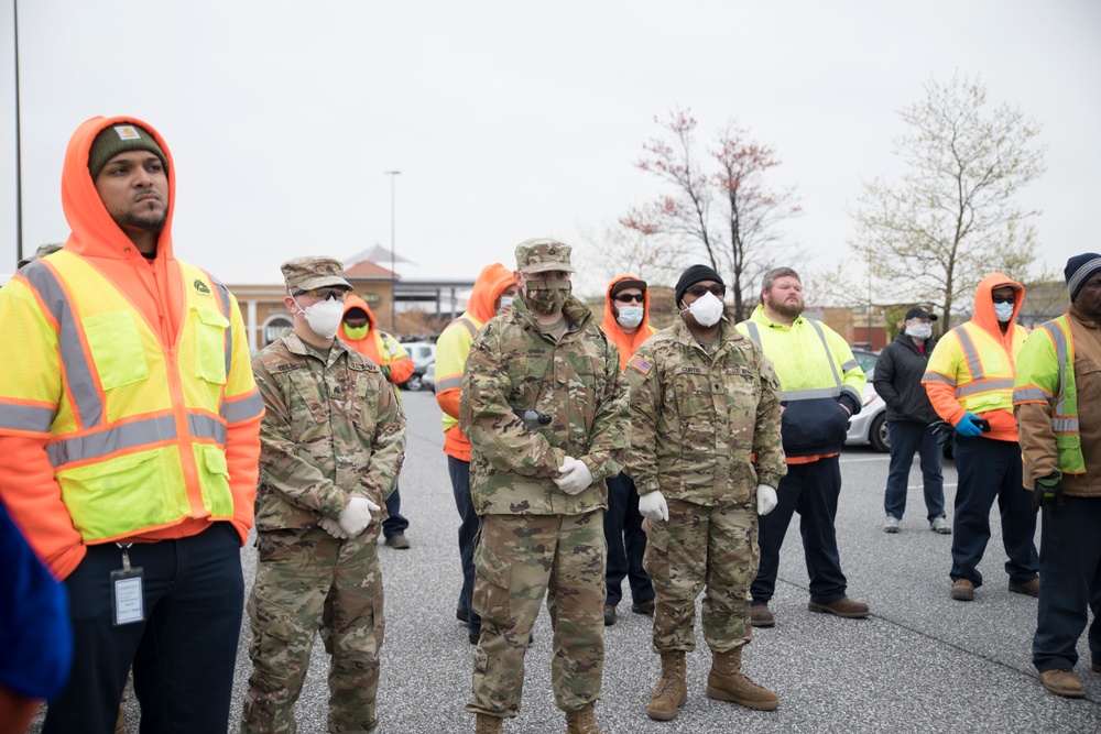 Delaware National Guard assists Food Bank of Delaware