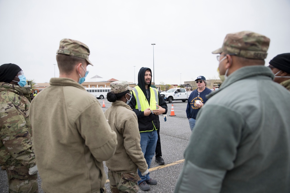 Delaware National Guard assists Food Bank of Delaware