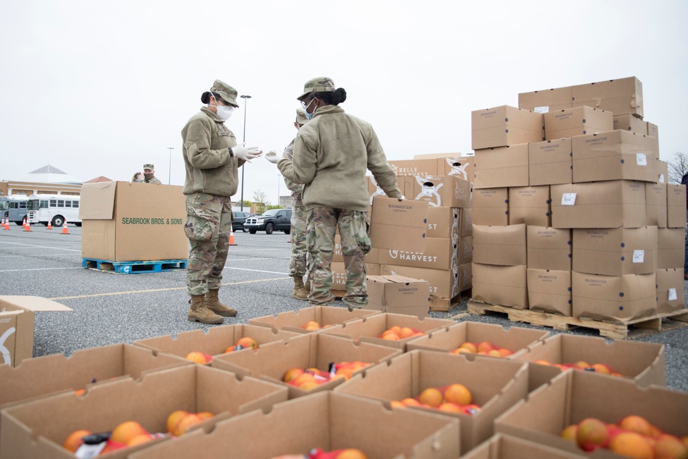 Delaware National Guard assists Food Bank of Delaware