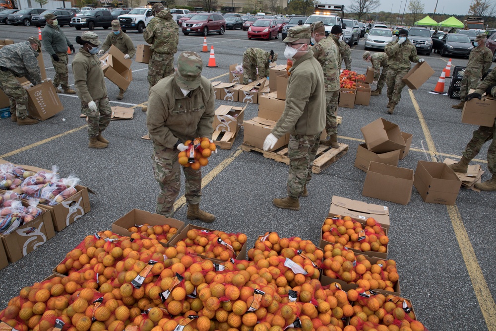 Delaware National Guard assists Food Bank of Delaware