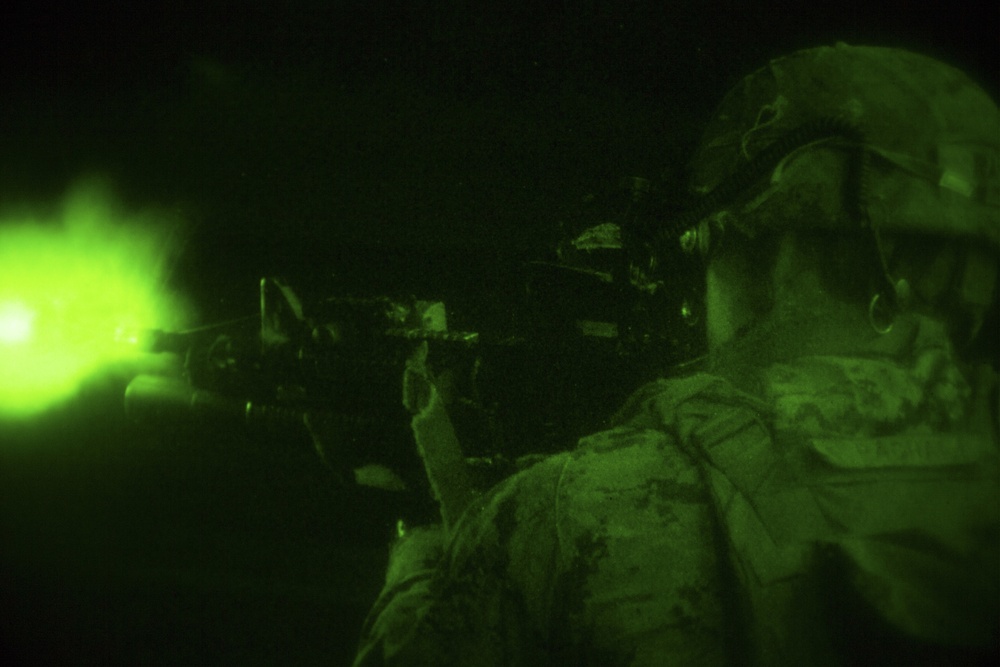 Bravo Six, Going Dark: Marines with the 31st MEU conduct a night shoot